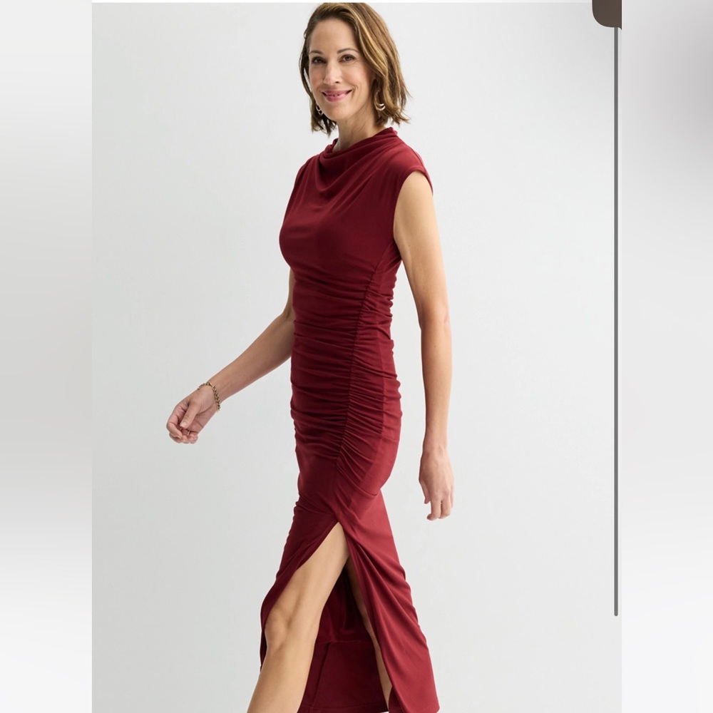 Robbie Bee Burgundy Bodycon Midi Dress Ruched Side Slit NWT - Picture 3 of 5
